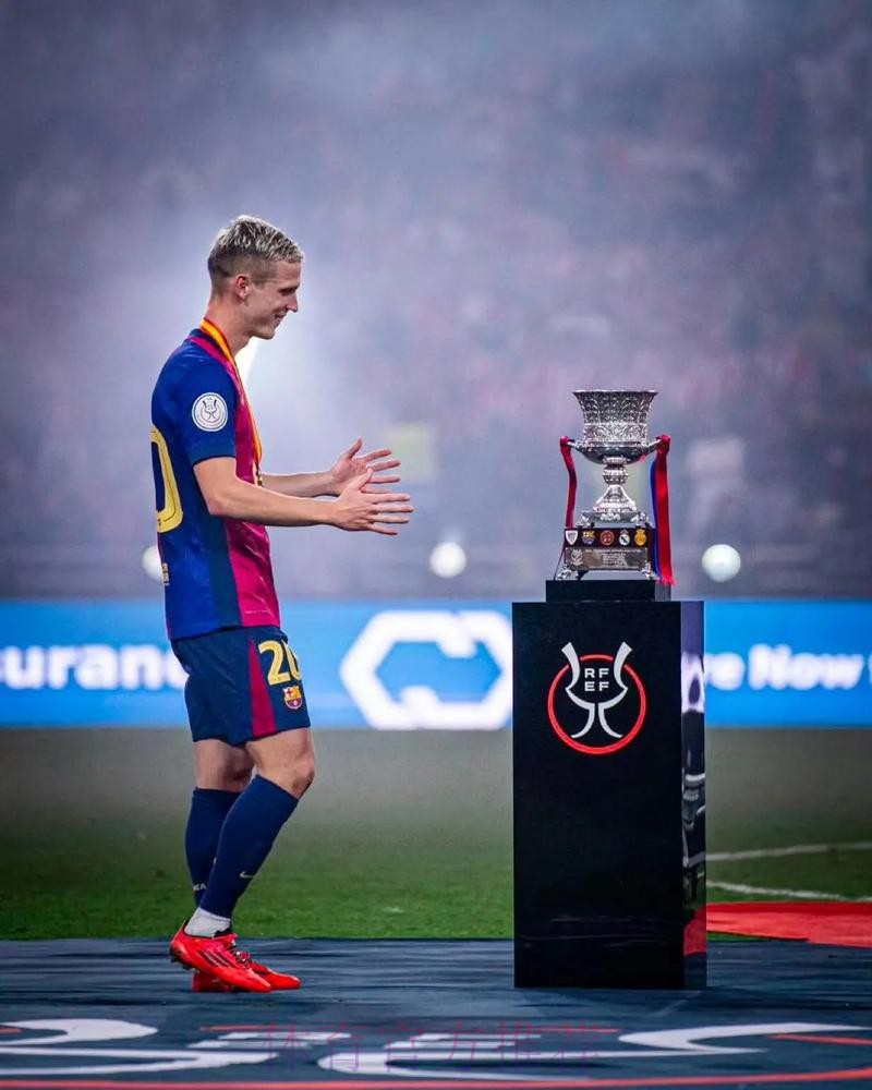 西超盃:巴塞重建期难抗弗爆皇马